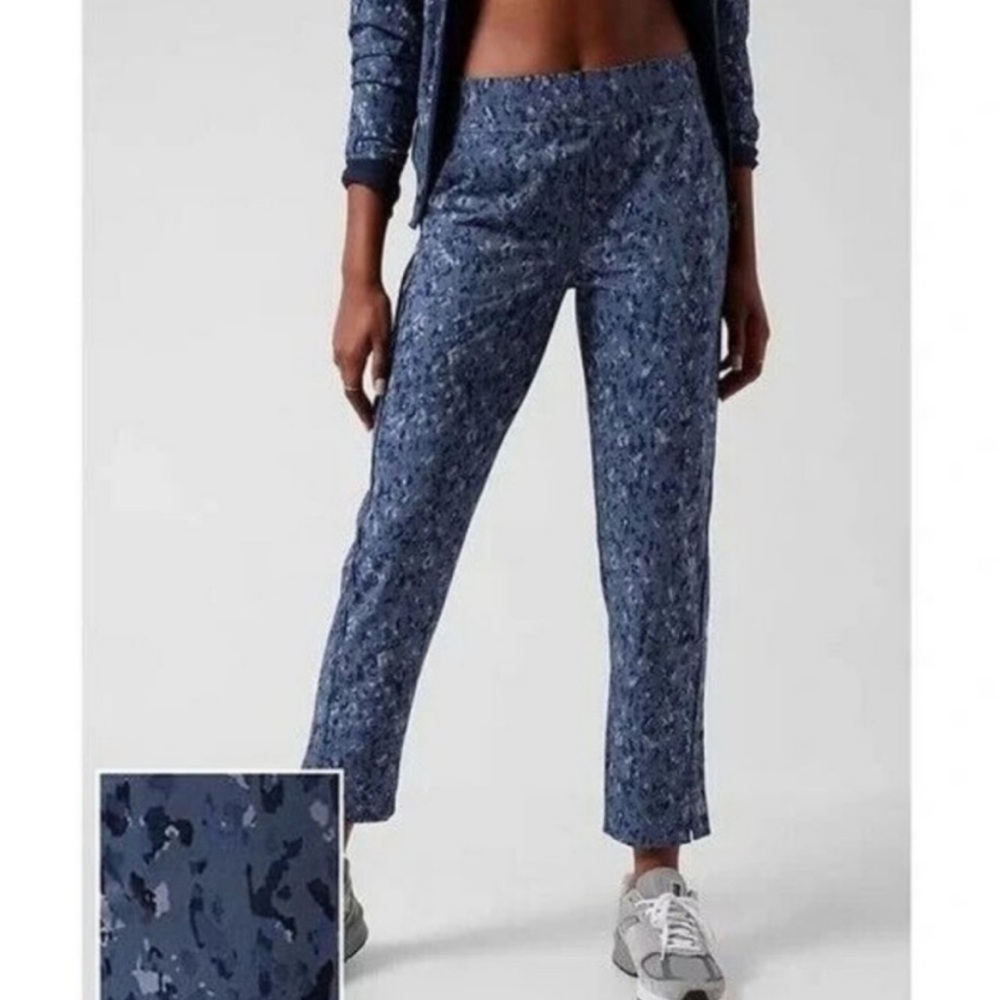 Athleta Captivate Chrome Blue Brooklyn Ankle Travel Pant